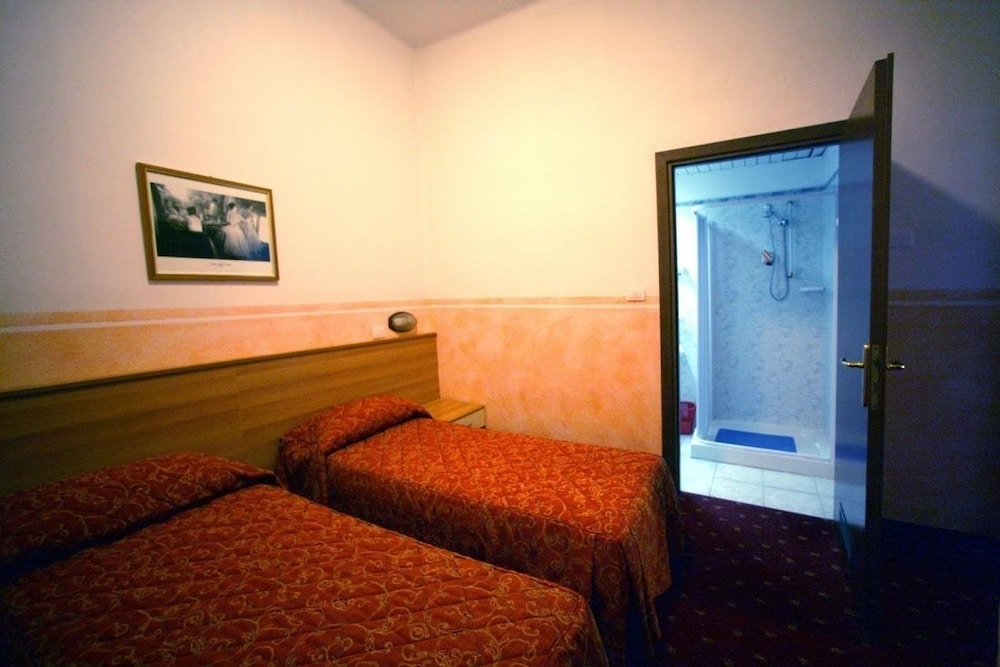 Assarotti Hotel 18/52