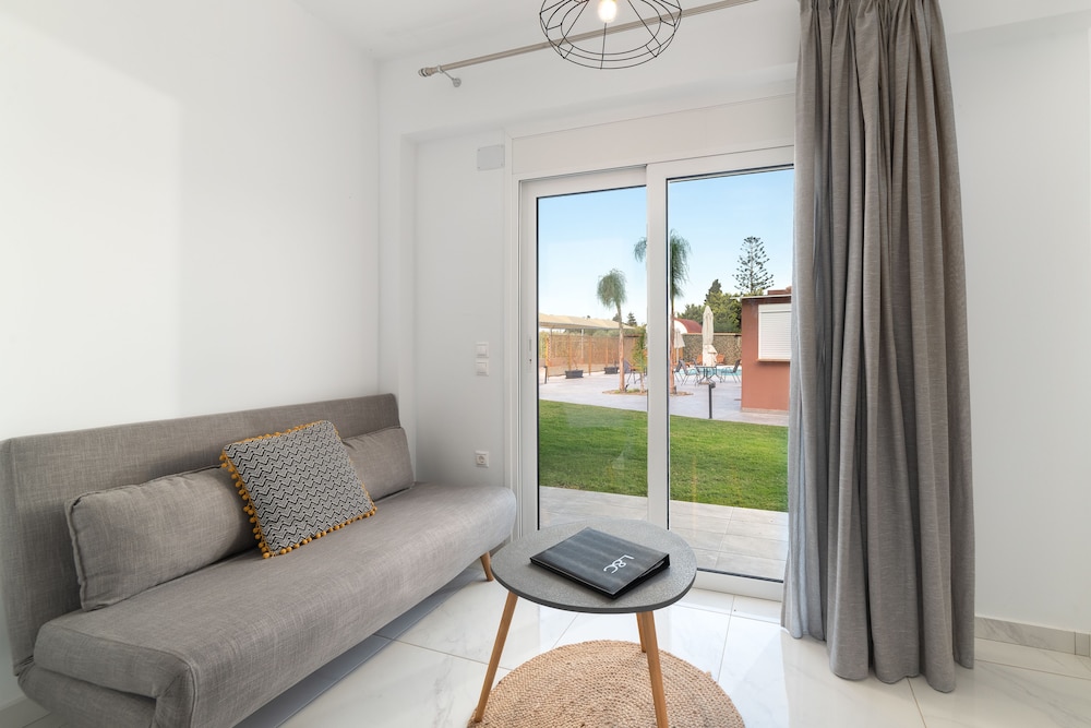 L&C Boutique Apartments 28/46