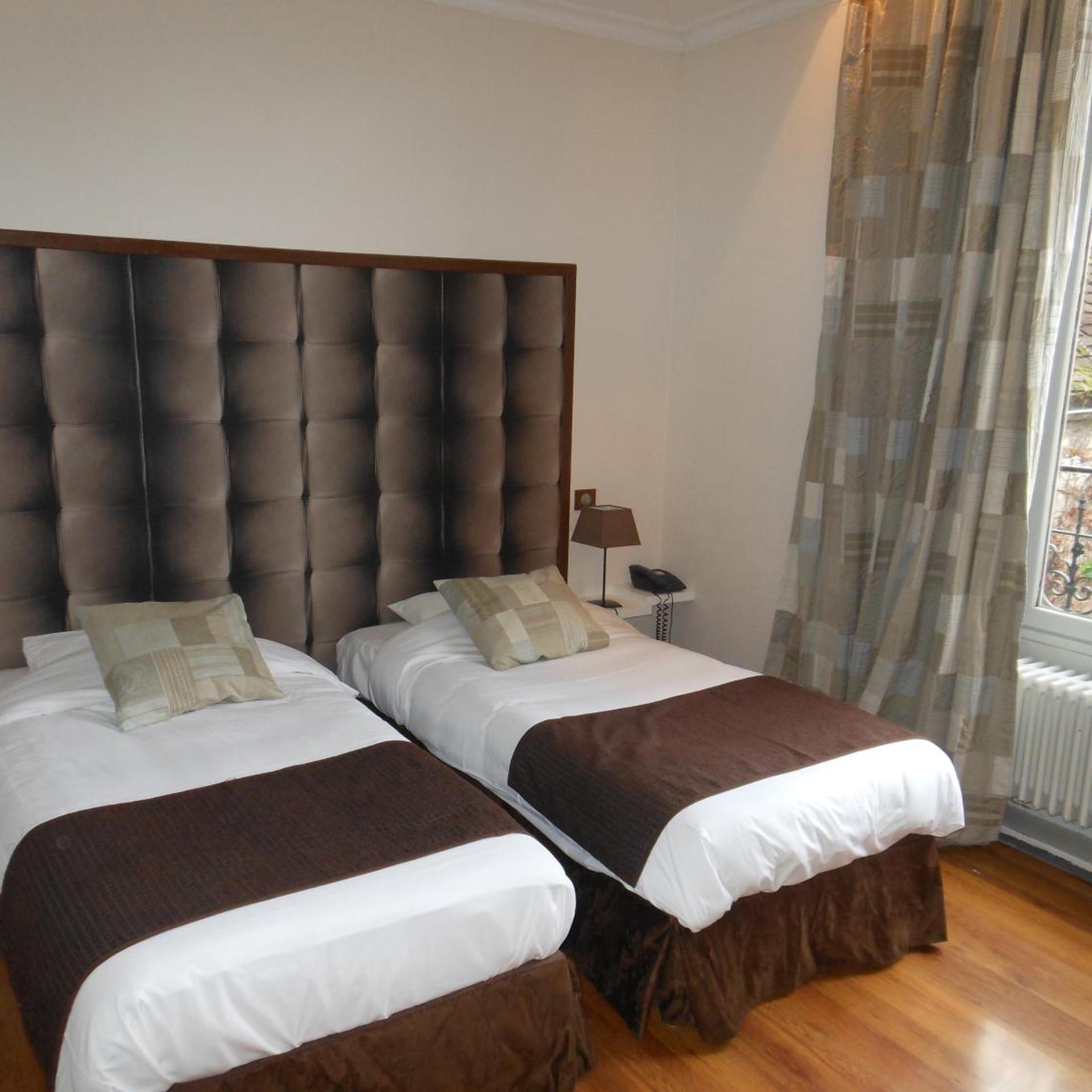 LOGIS HOTEL ECU DE FRANCE 21/45