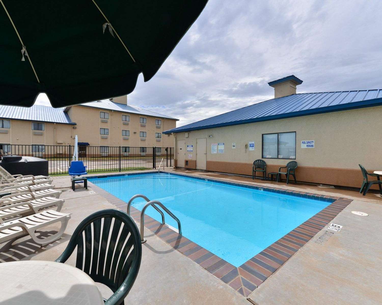 Quality Inn & Suites Wichita Falls I-44 23/23