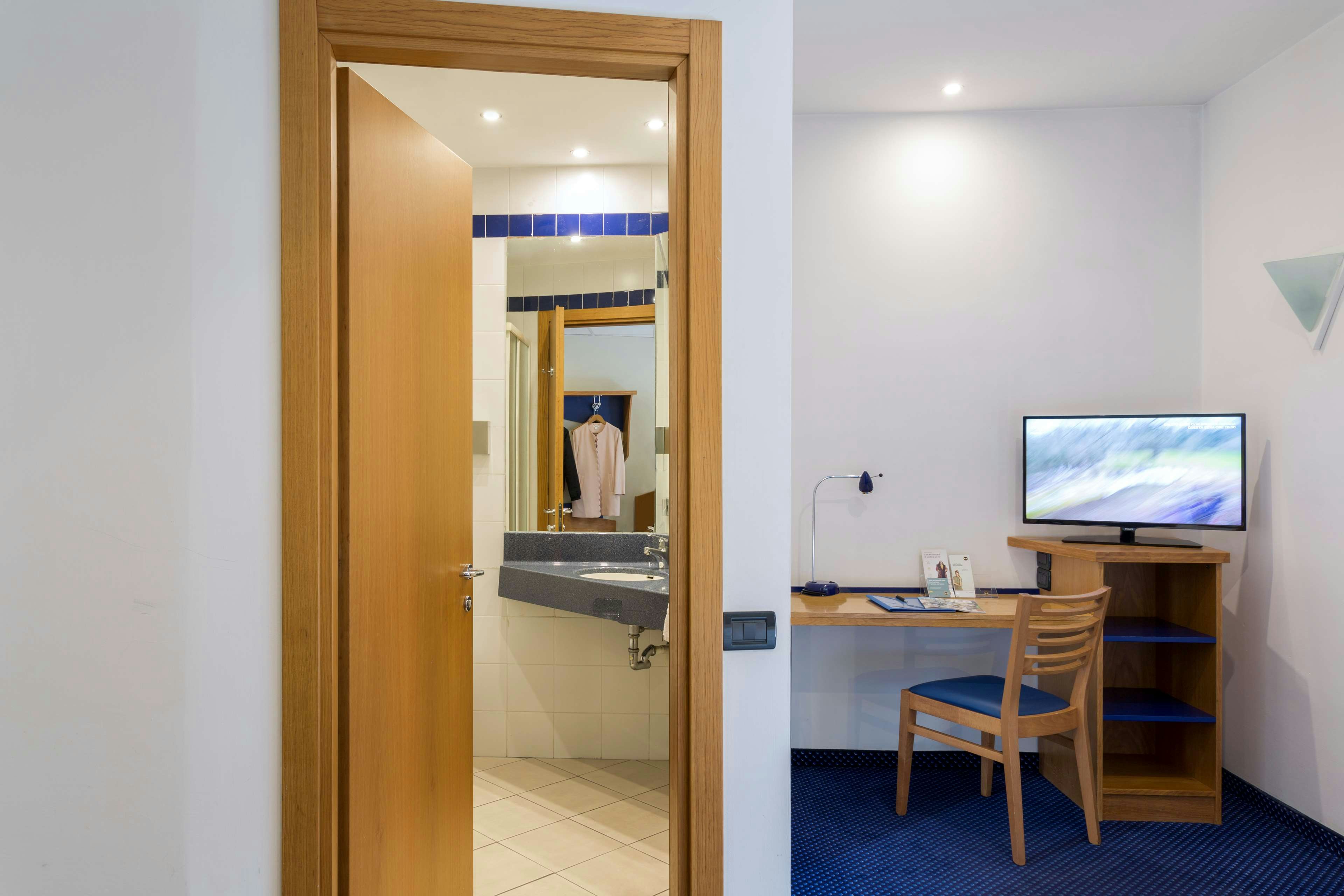 B&B Hotel Roma Tuscolana San Giovanni 37/41