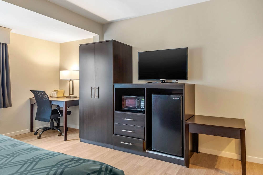 Quality Inn & Suites Lincoln I-93 49/65