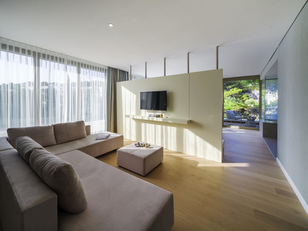 Rixos Premium Dubrovnik 63/90