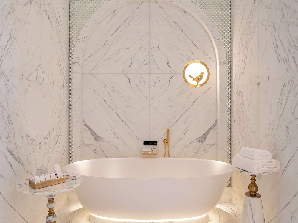 Urban Signature Suite