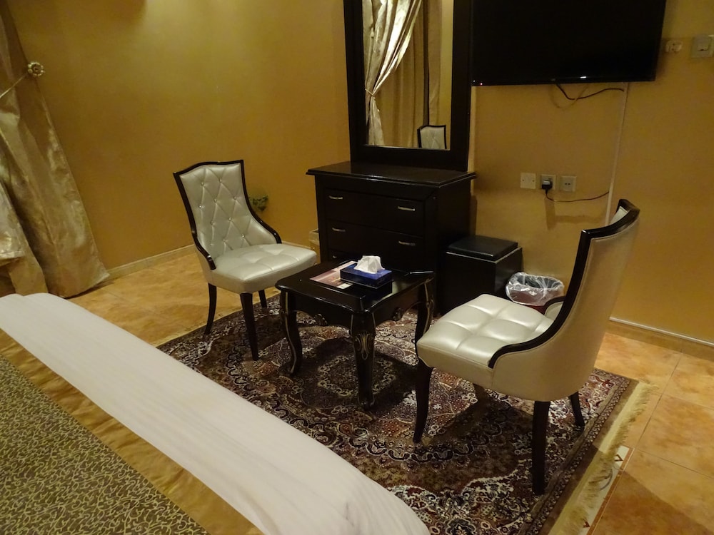 كومفورت إن تعاون(Comfort Inn Taawn) 47/53