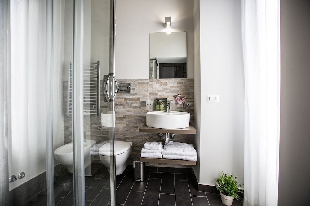San Pietro Leisure And Luxury 26/52