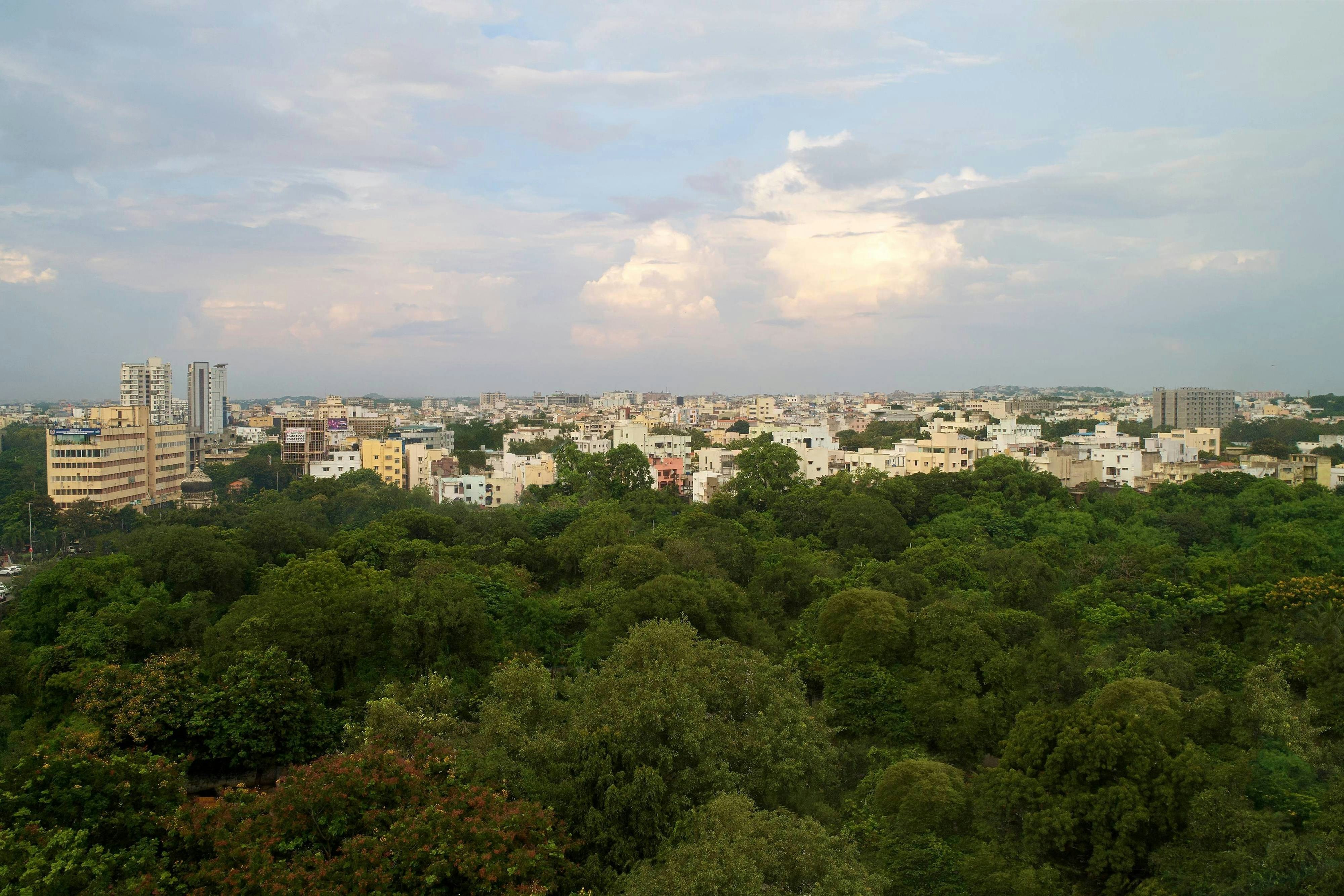 Hyderabad Marriott Hotel And Convention Centre 56/62
