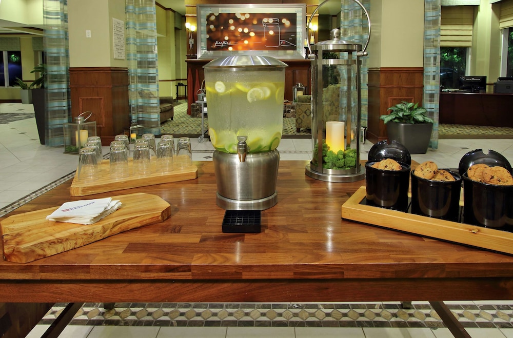 Hilton Garden Inn Miami Airport West 51/64