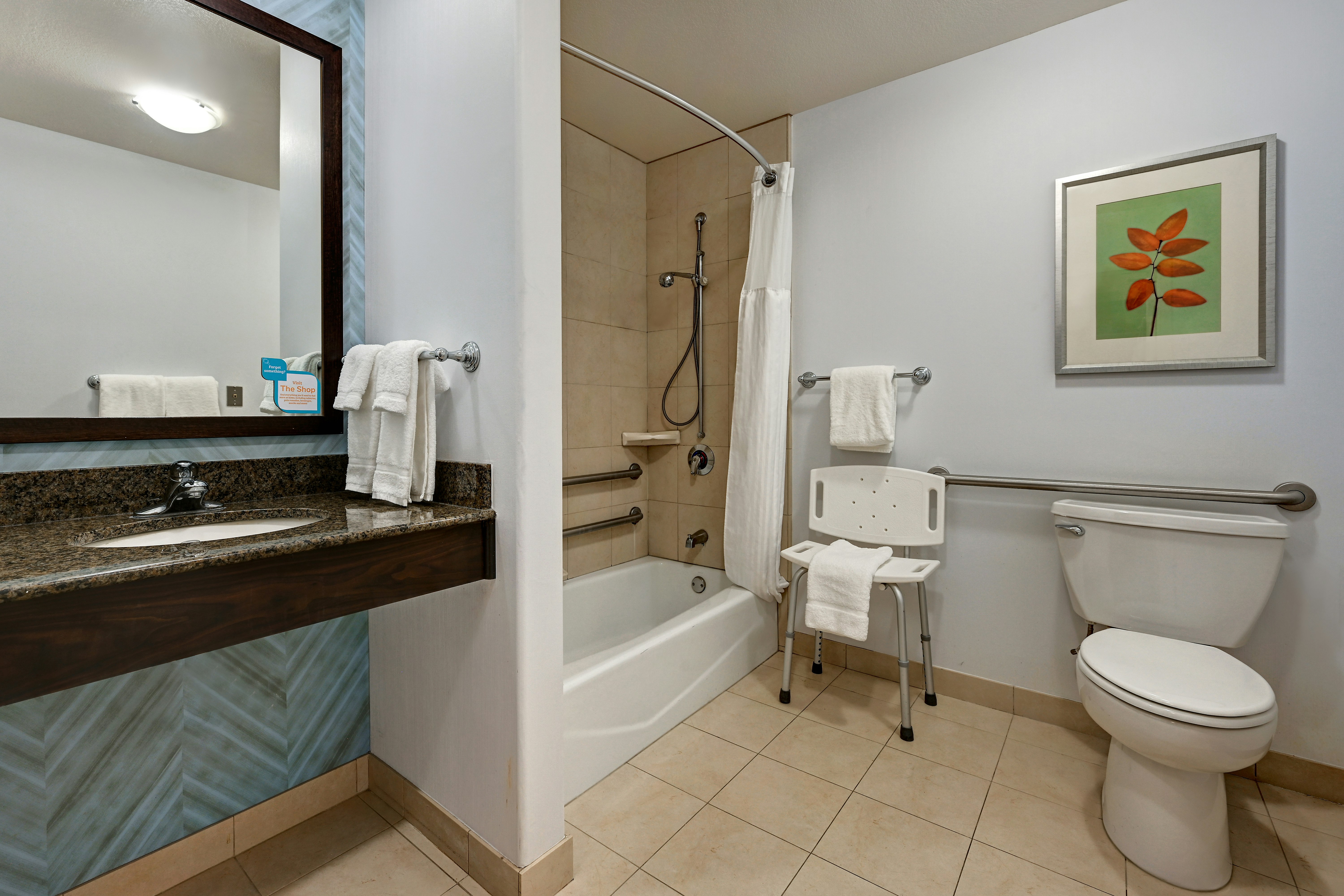 Room, 2 Queen Beds, Bathtub, Accessible
