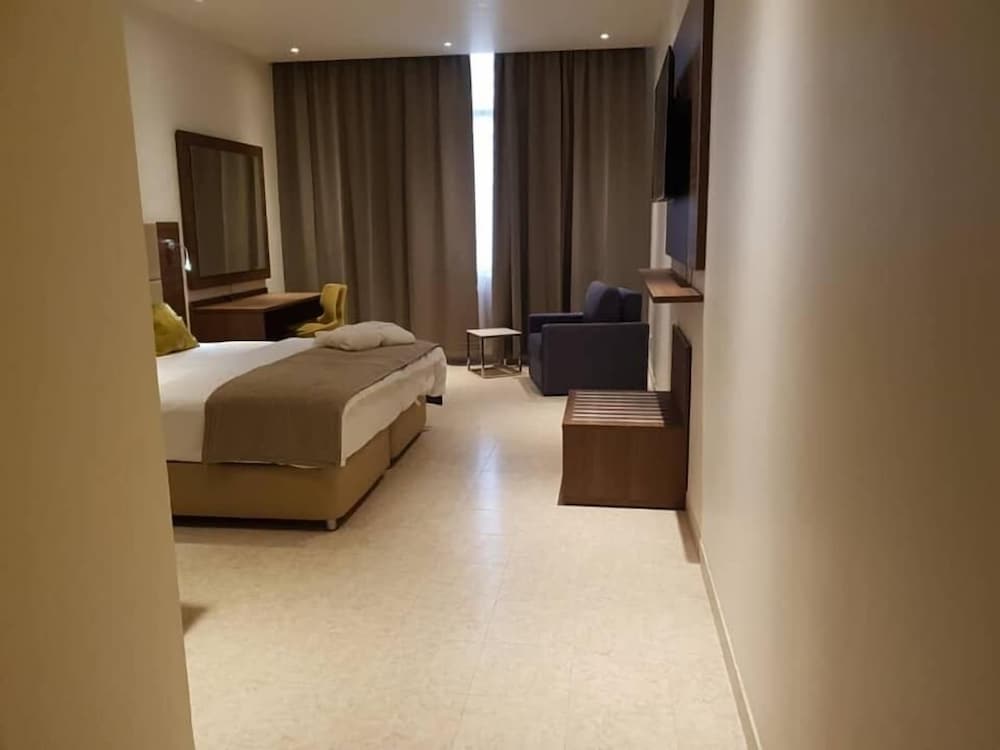 Capital Hotel Djibouti 8/24