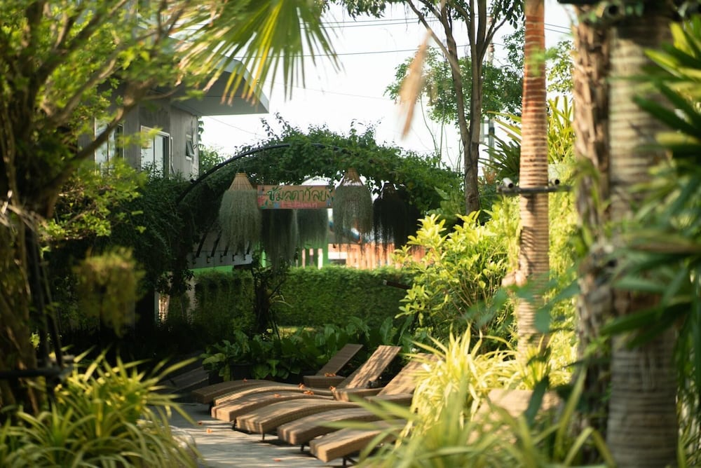 Wisdom Hotel and Residence 46/50