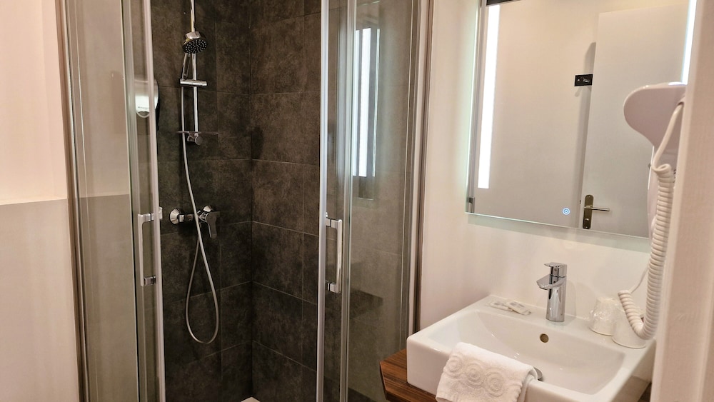 Hotel Marys Caen Gare SNCF Centre 15/18