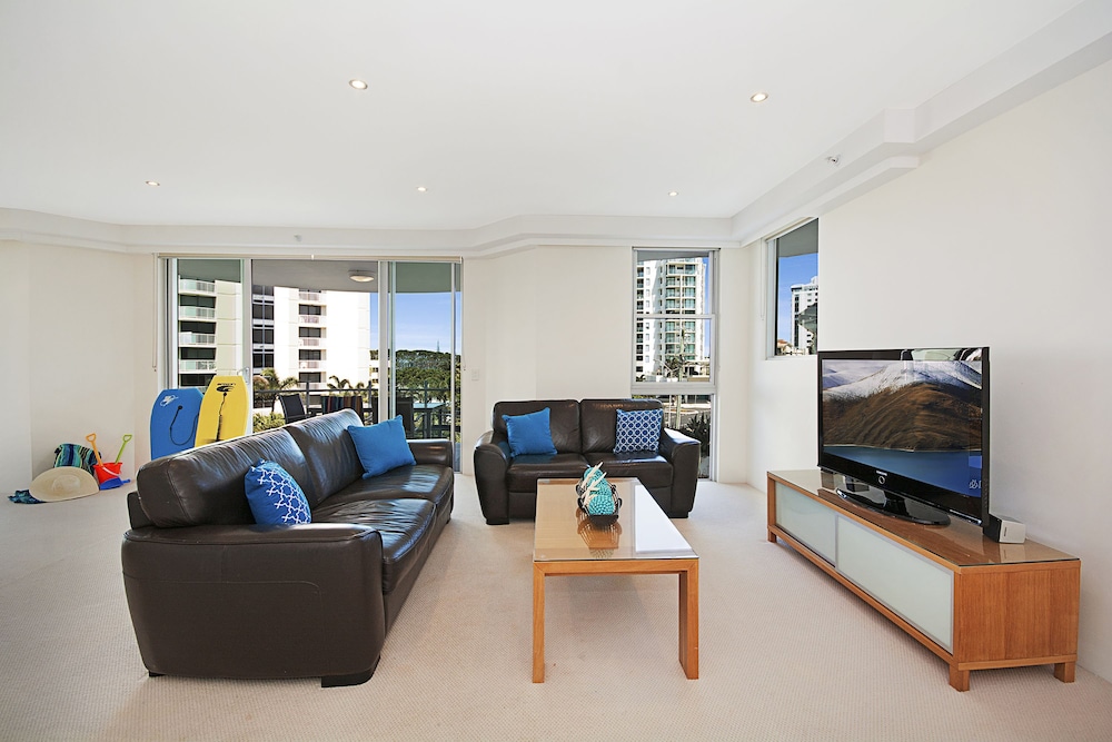 Aqua Vista Resort 24/50