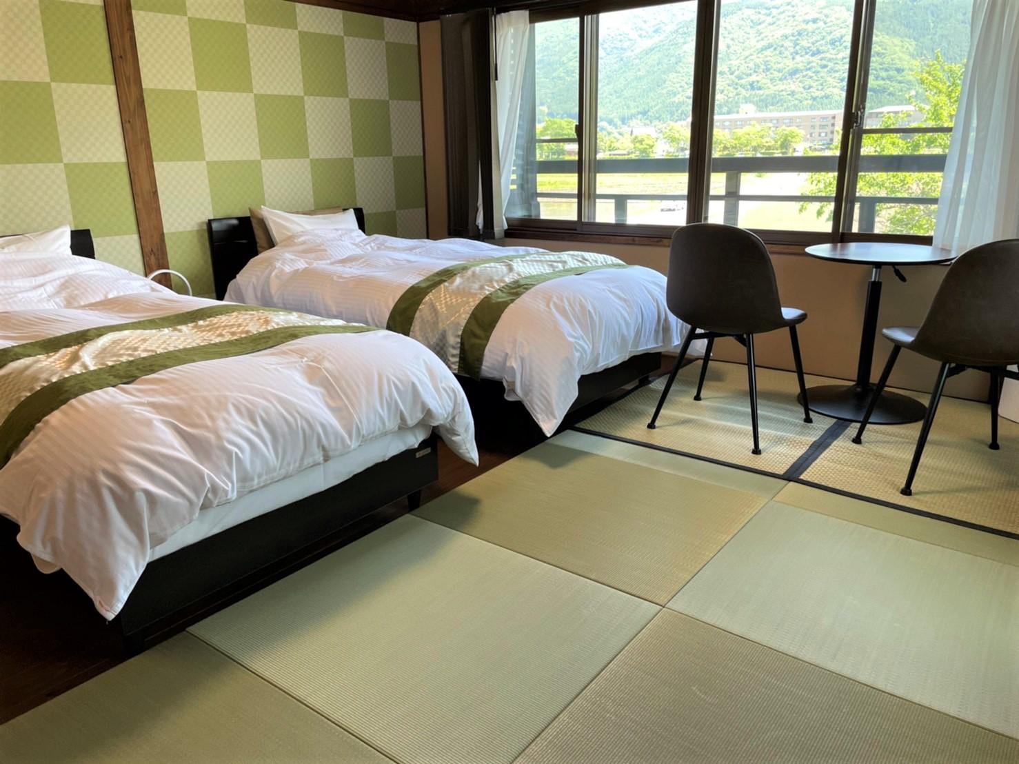 Western, Standard, Adult Only, Tatami