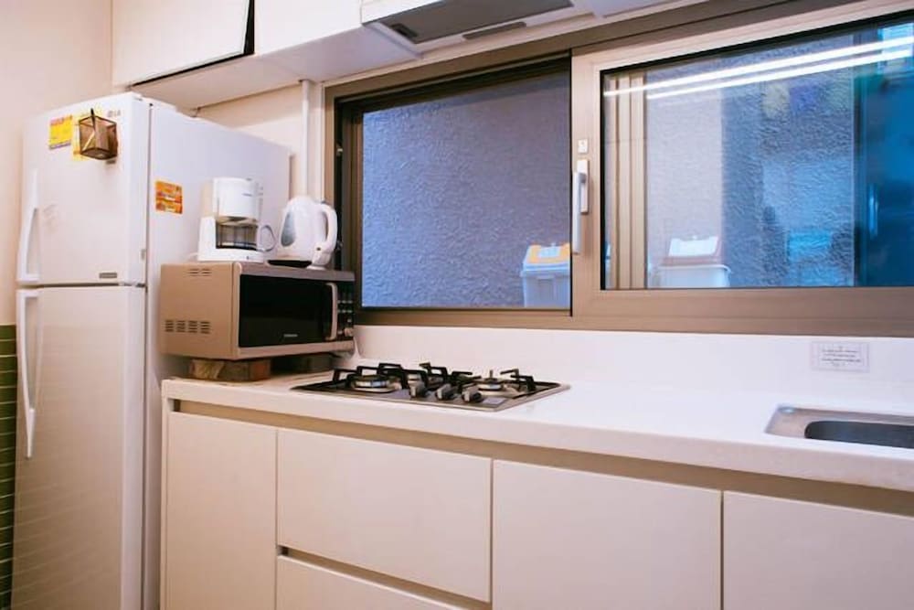Inside Busan Hostel 46/50