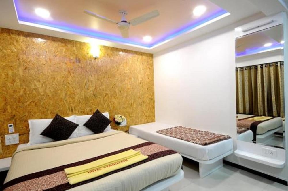 Hotel Vyankatesh 15/35