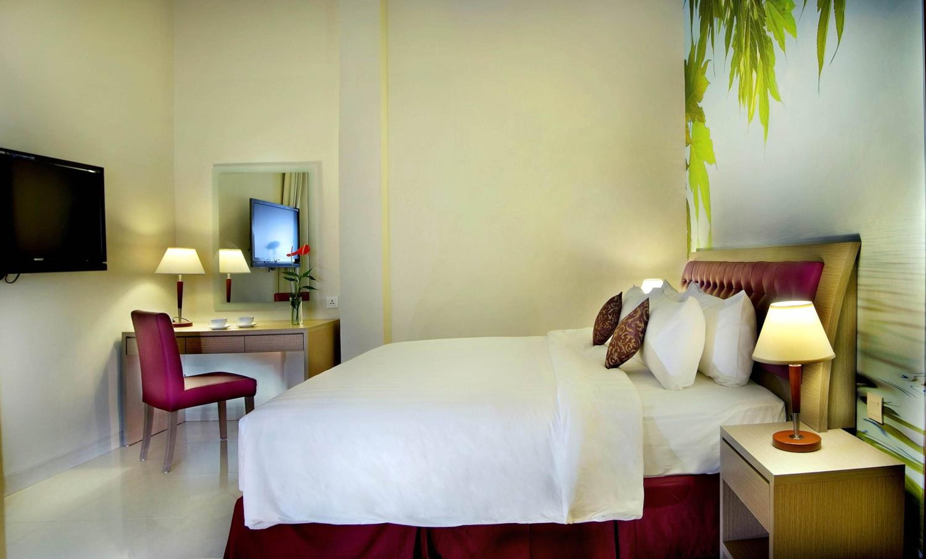 Standard, Double or Twin Bed, No Window, Kuta Central Park Hotel 6/7