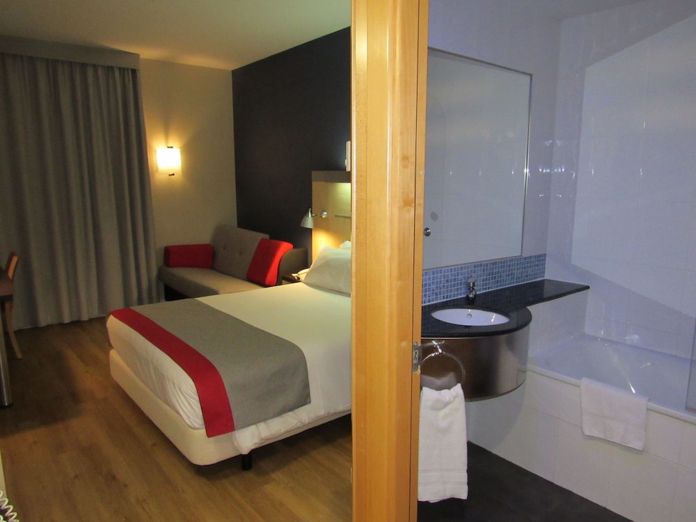 Holiday Inn Express Malaga Airport 17/43