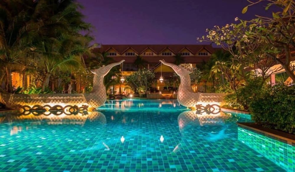Villa Thongbura 46/51