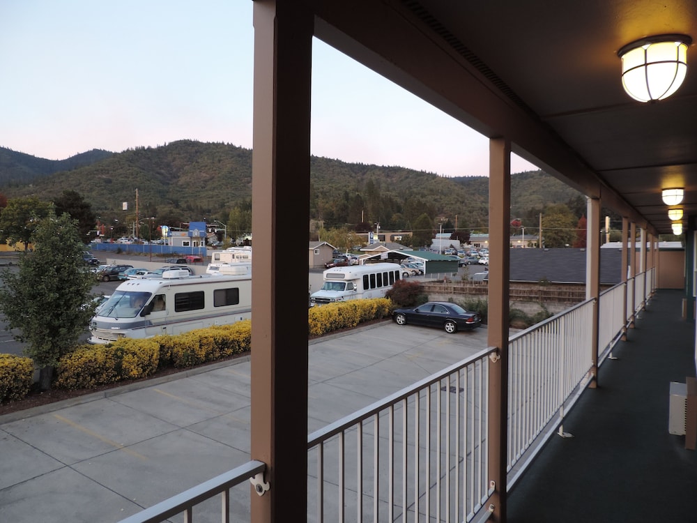 Sweet Breeze Inn 44/65