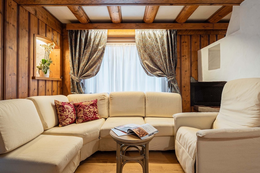 PARC HOTEL VICTORIA CORTINA 48/58