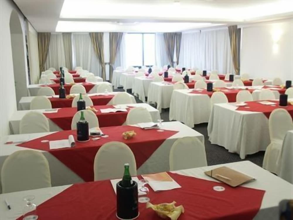 Santa Tecla Palace 45/55