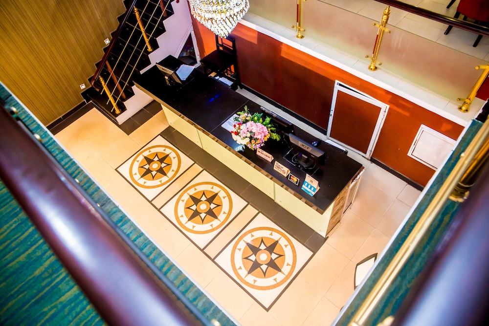 Best Western Starfire Hotel 64/75