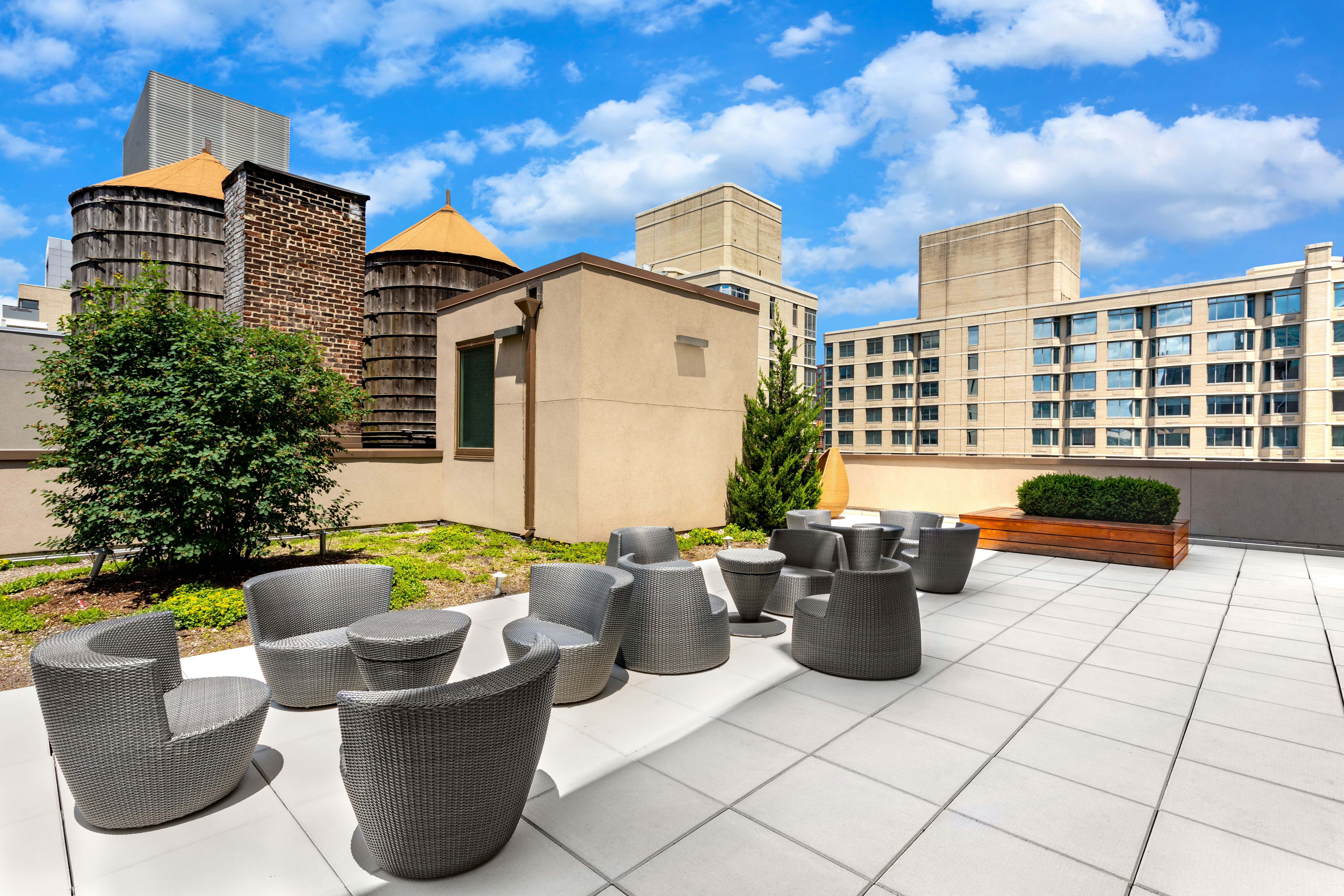 Homewood Suites by Hilton New York/Midtown Manhattan Times Square-South, NY 24/25
