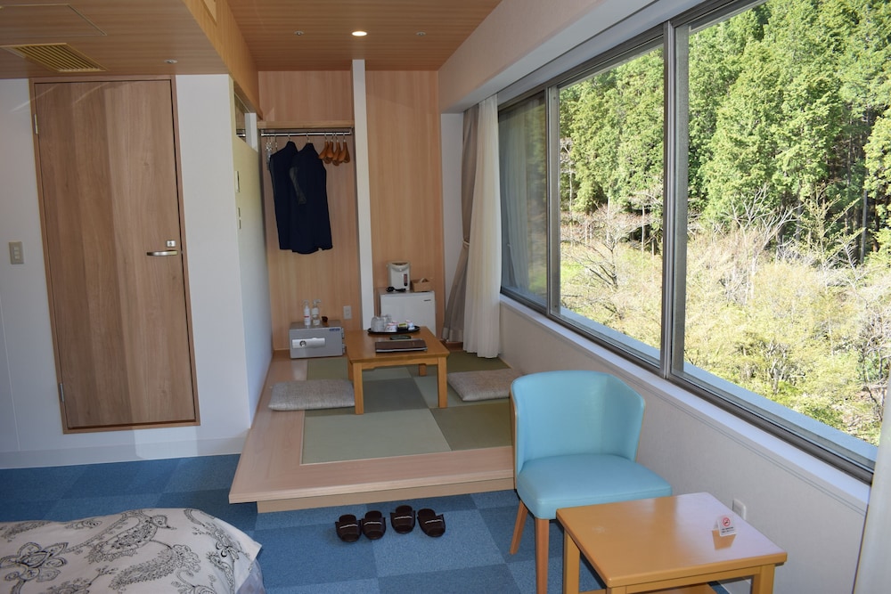 Kagetsuen 23/50