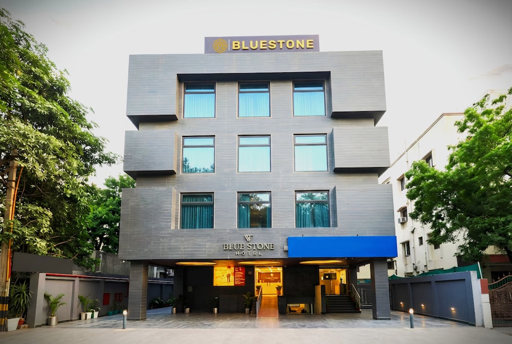 Hotel Blue Stone - Nehru Place 3/49
