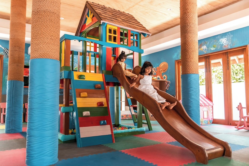 Hideaway Beach Resort and Spa 115/123