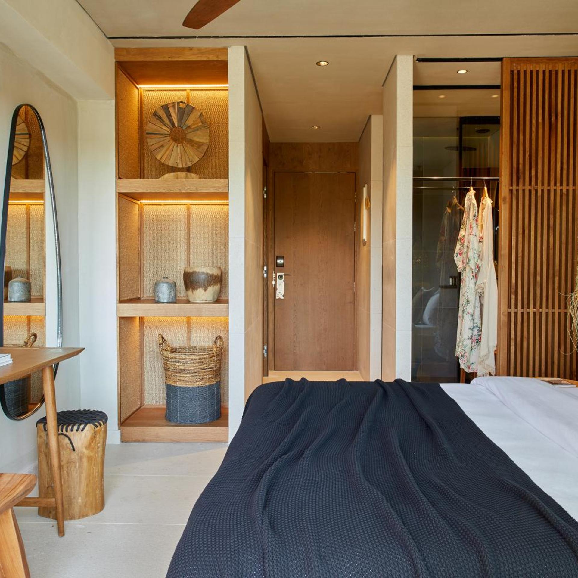 Room, Double Bed, Pool View, The Syntopia Hotel 4/6