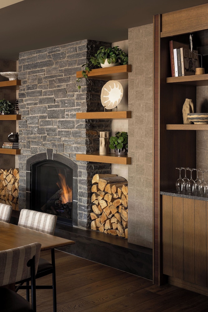 The Kenrick Hotel 39/49