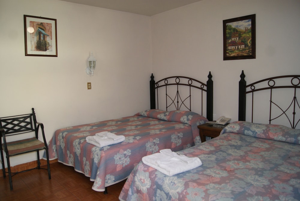 Hotel Arisa Oaxaca 8/28