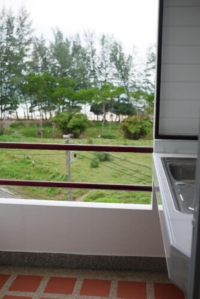 Aromdee at Naithon Beach 2/50