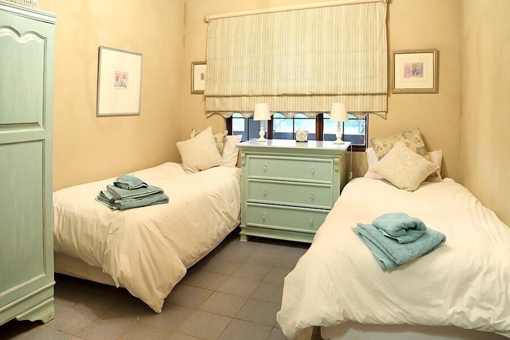 Thandile Country Lodge 4/21