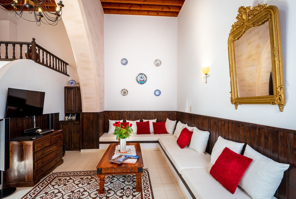 Villa Amalia 38/58