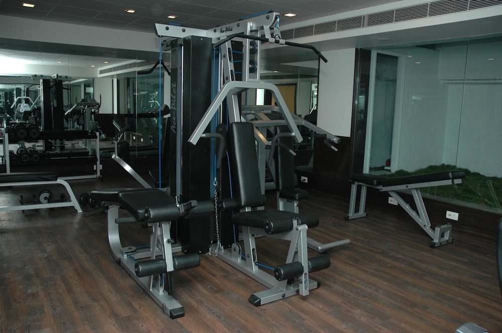 Pride Plaza Hotel Ahmedabad 25/36