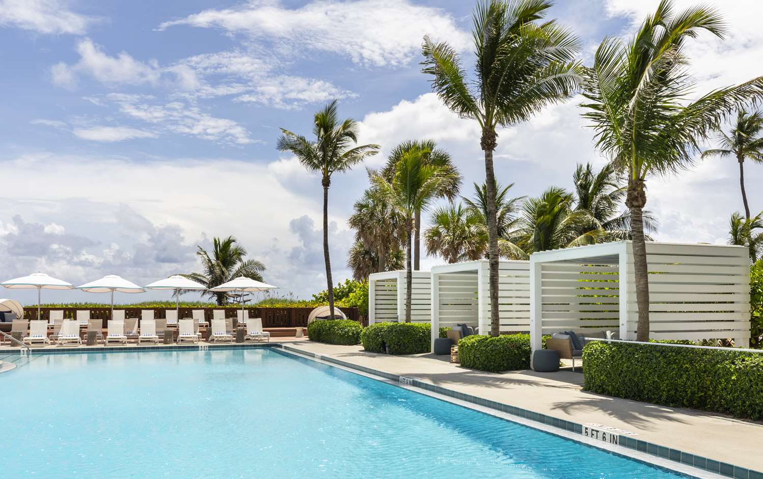 The Singer Oceanfront Resort, Curio Collection by Hilton 54/56