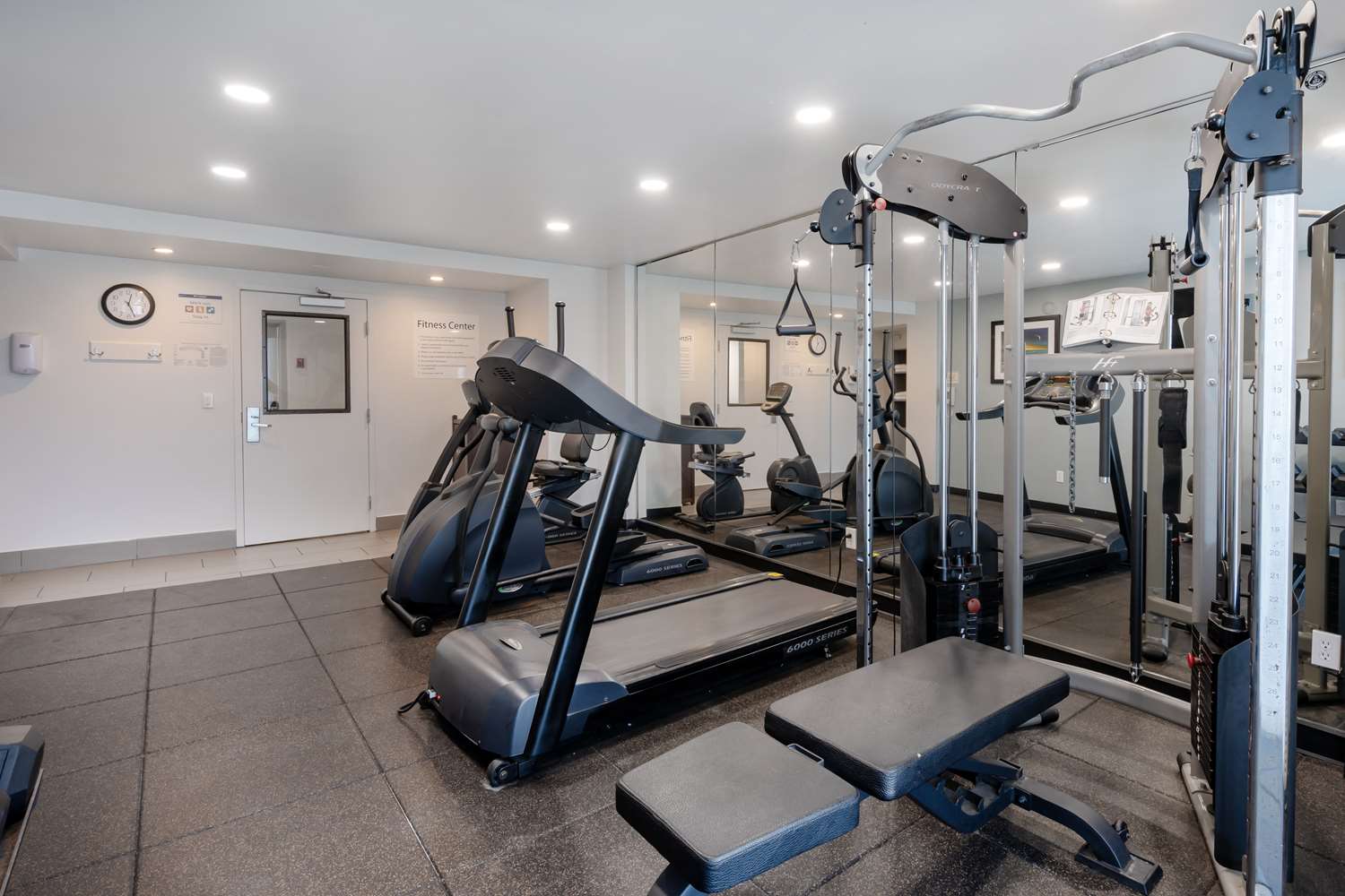 Best Western Plus Daytona Inn Seabreeze Oceanfront 30/47