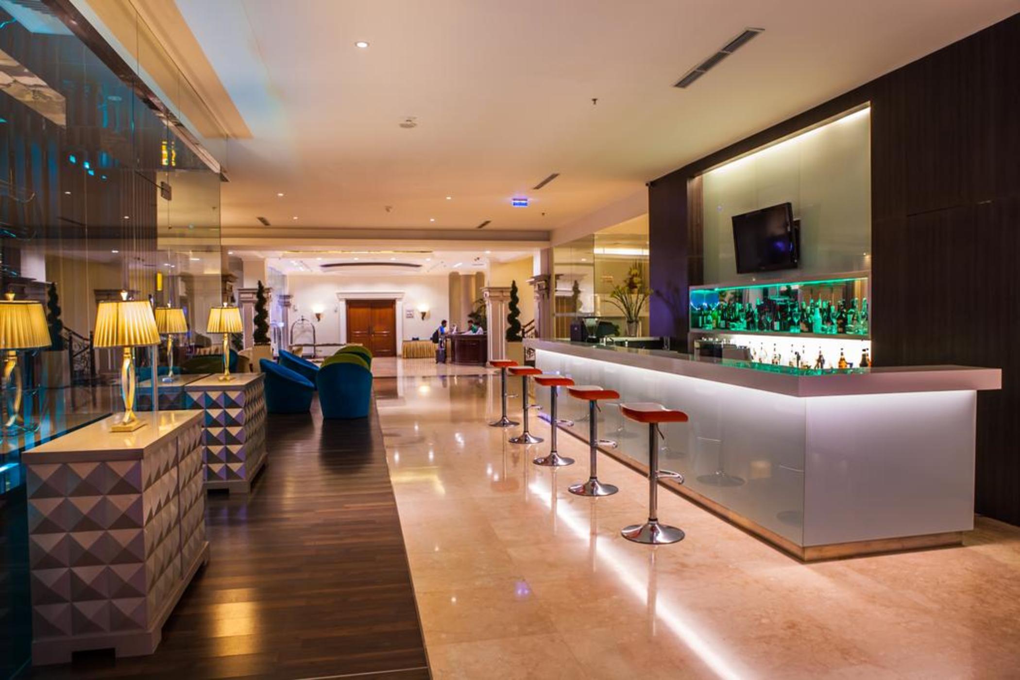 Mercure Regency Hotel Makassar 7/23
