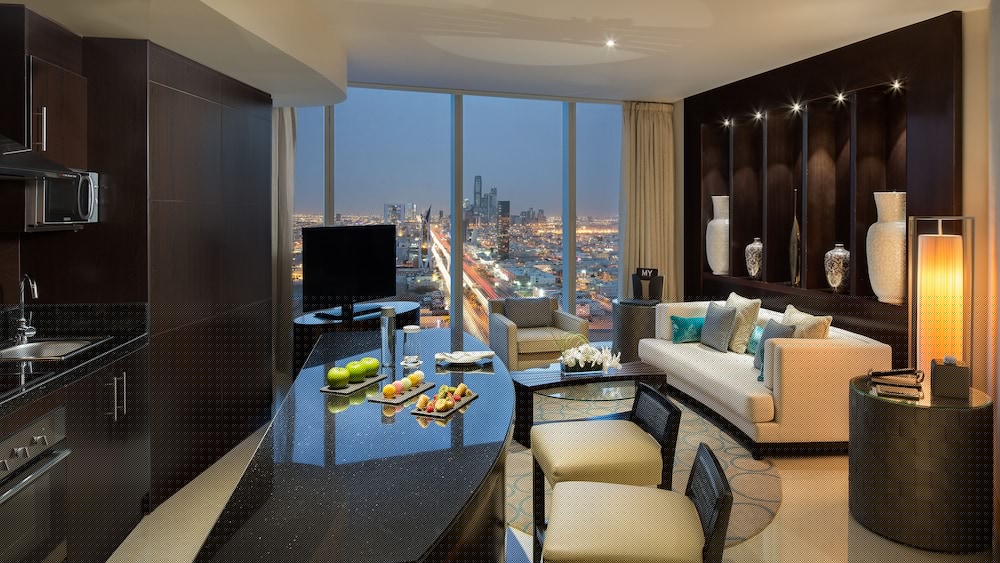 فندق برج رافال(JW Marriott Hotel Riyadh) 22/39