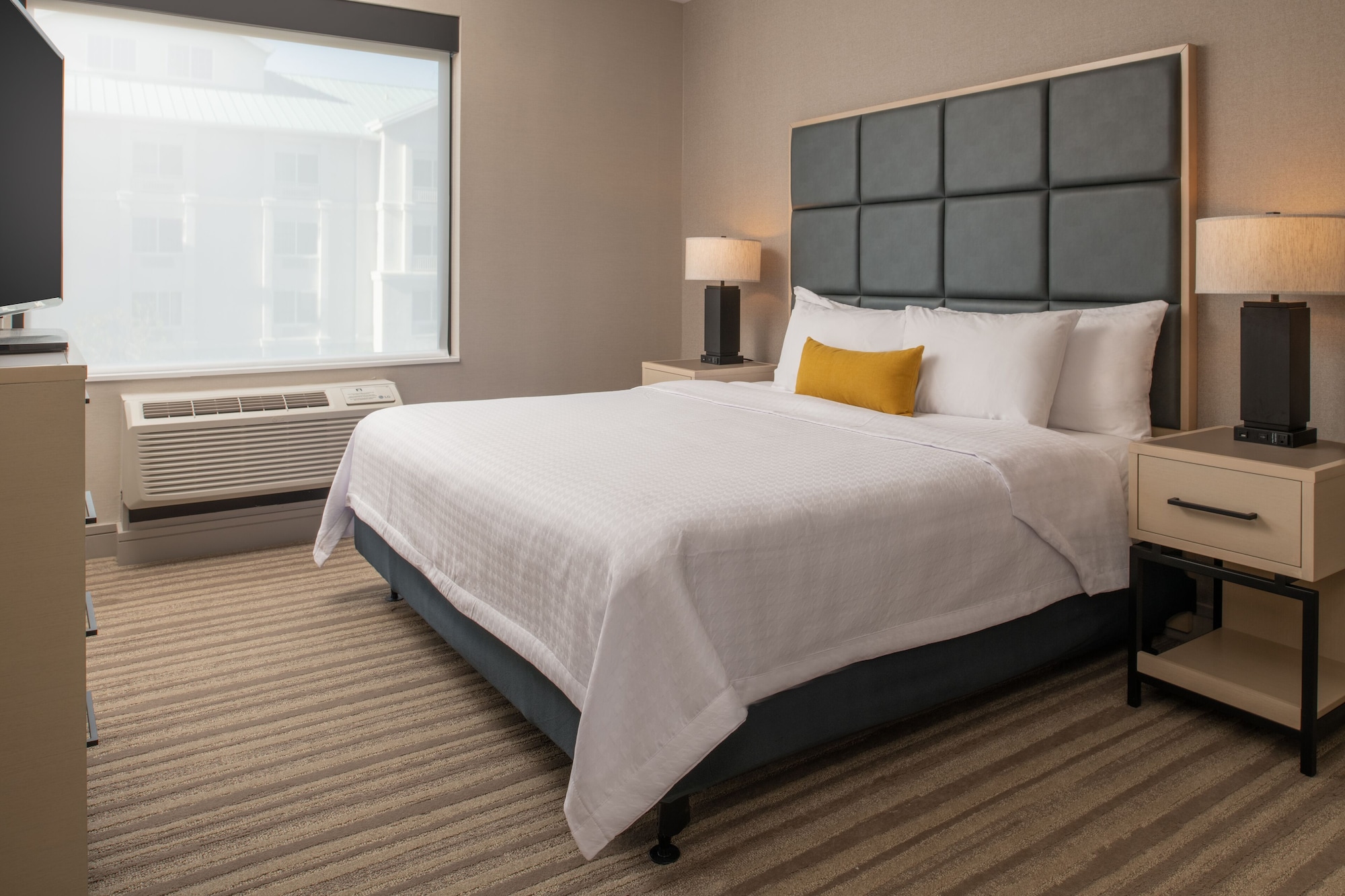 Room at Homewood Suites by Hilton Belmont, BELMONT - CA