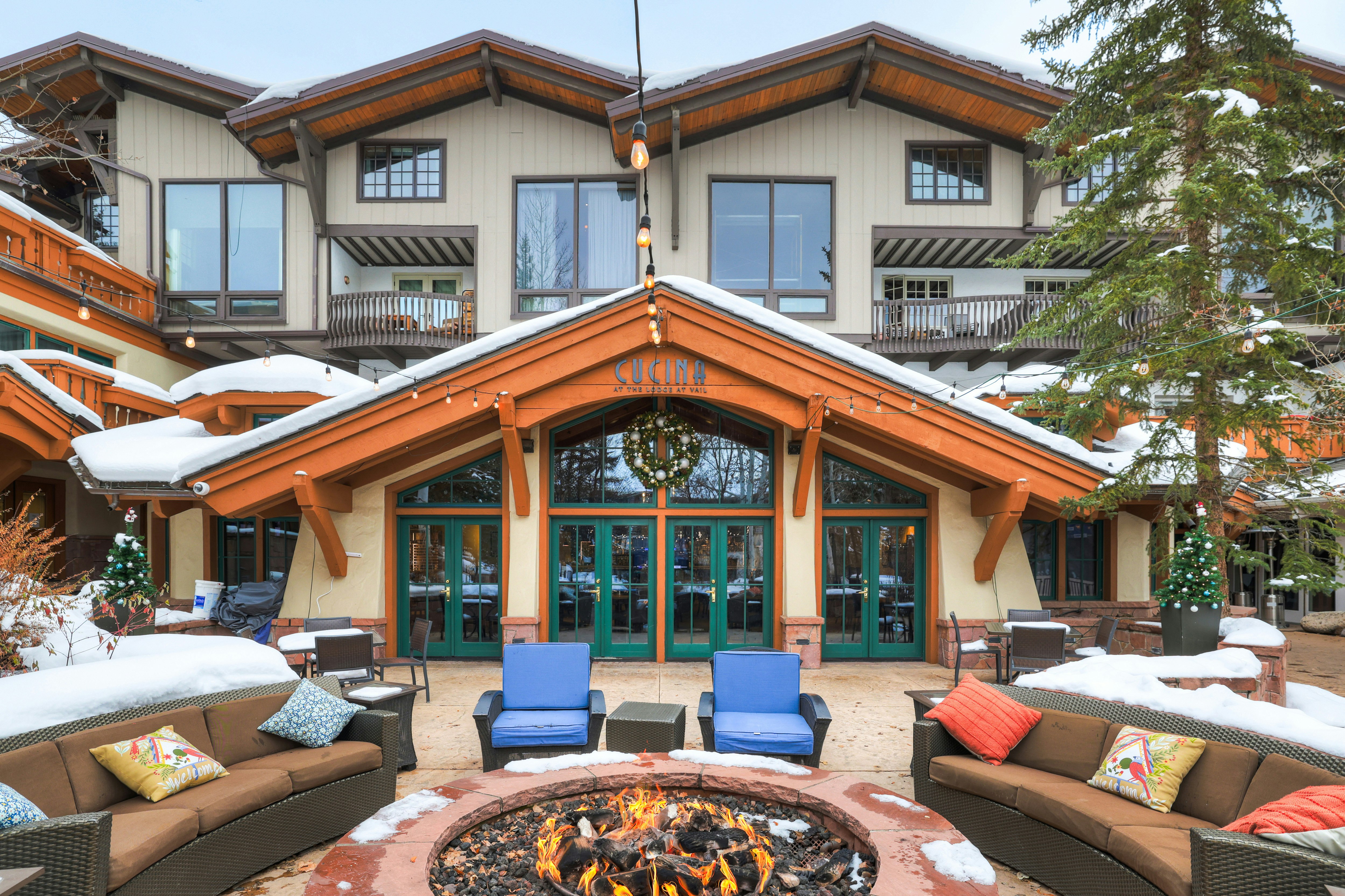 Lodge at Vail Rock Resorts 3/81