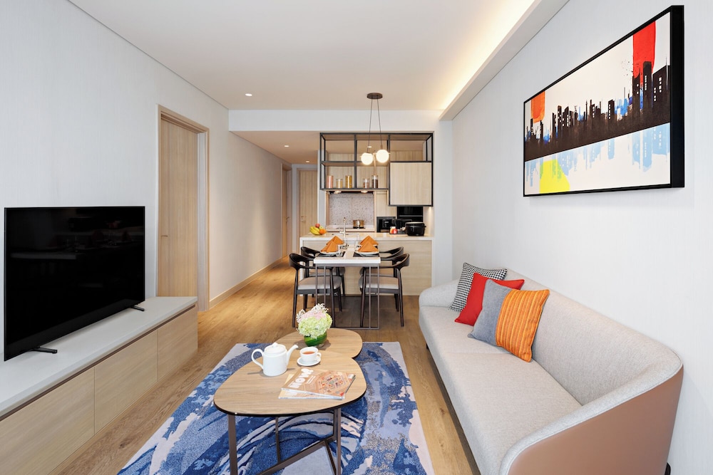 Swissotel Living Jakarta Mega Kuningan 32/50