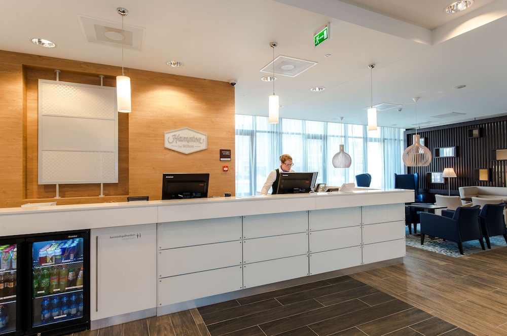 Lobby at HAMPTON BY HILTON AMSTERDAM AIRPORT, AMSTERDAM