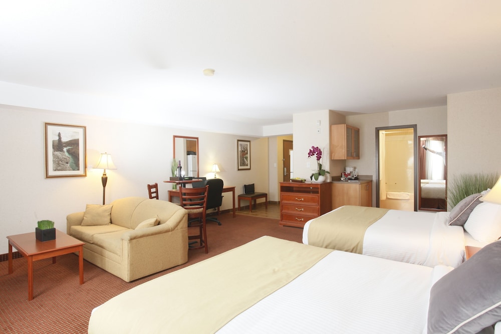 Stonebridge Hotel Dawson Creek 19/48