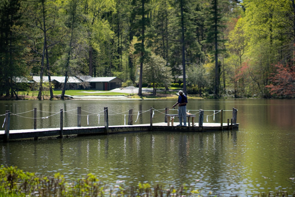 Highland Lake Inn & Resort 72/77