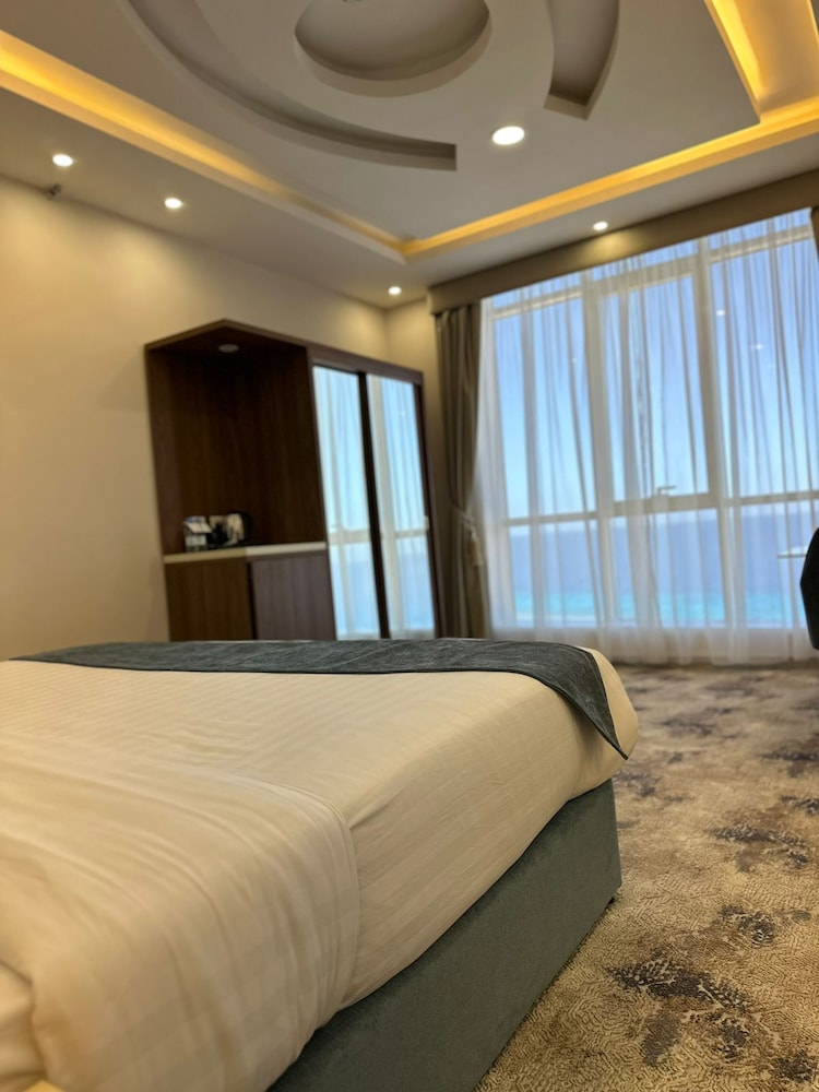 فندق سي فيو(SEAVIEW HOTEL) 22/74