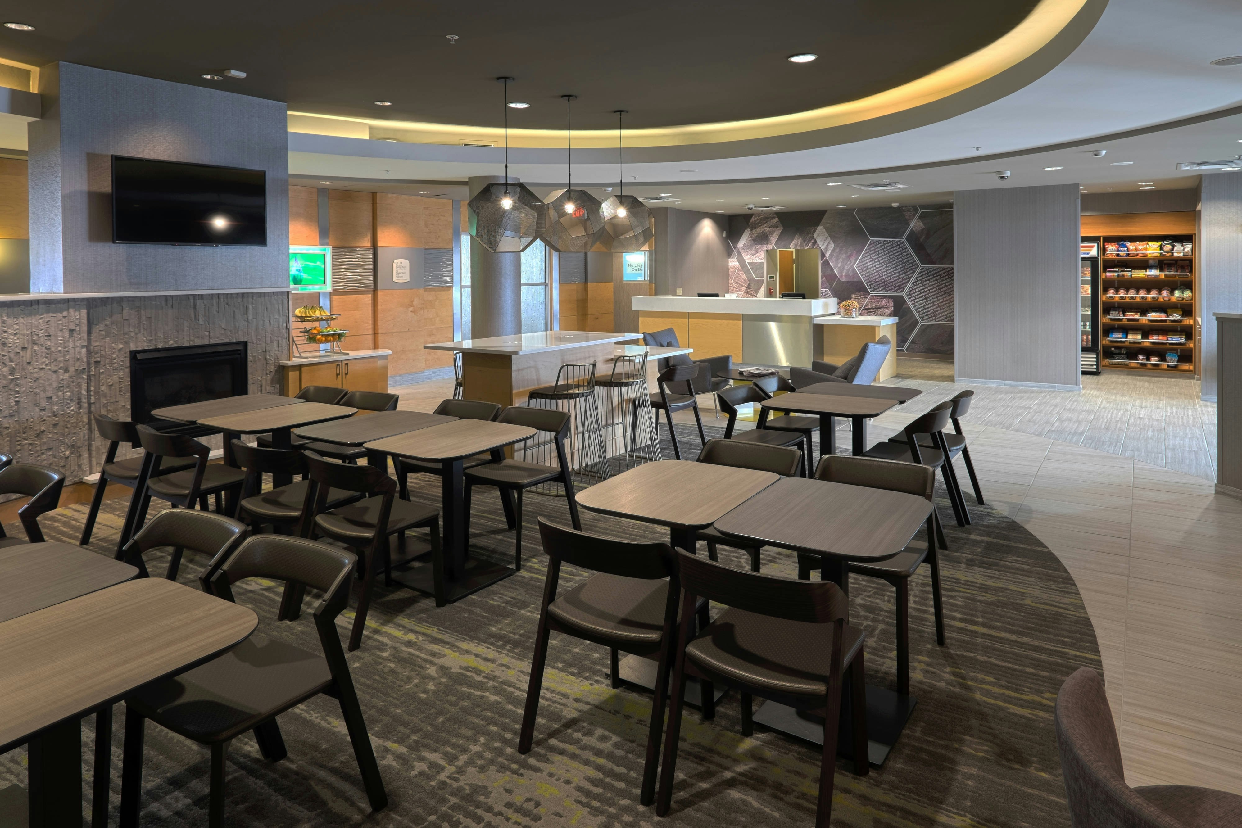 Springhill Suites Albany Colonie 6/8